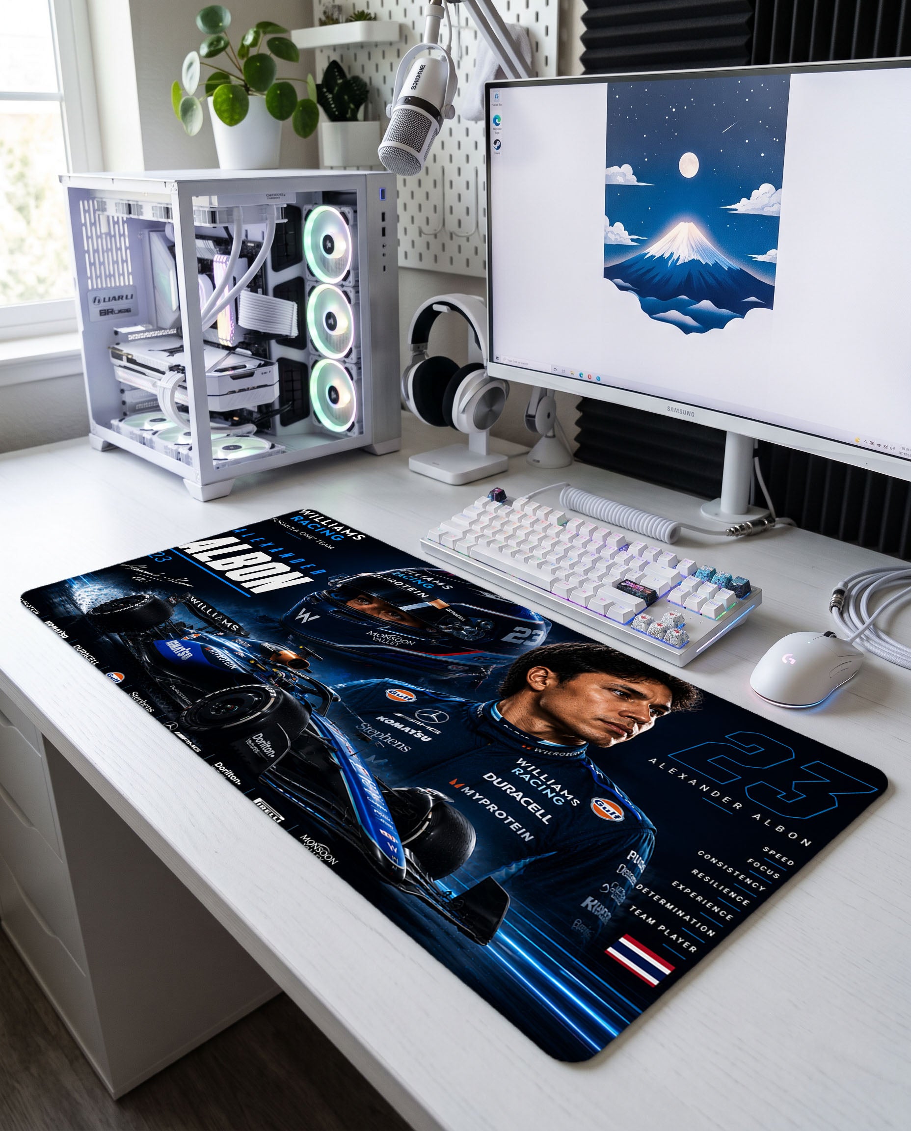Tayland'ın Aslanı: Alexander Albon Williams Racing Mouse Pad