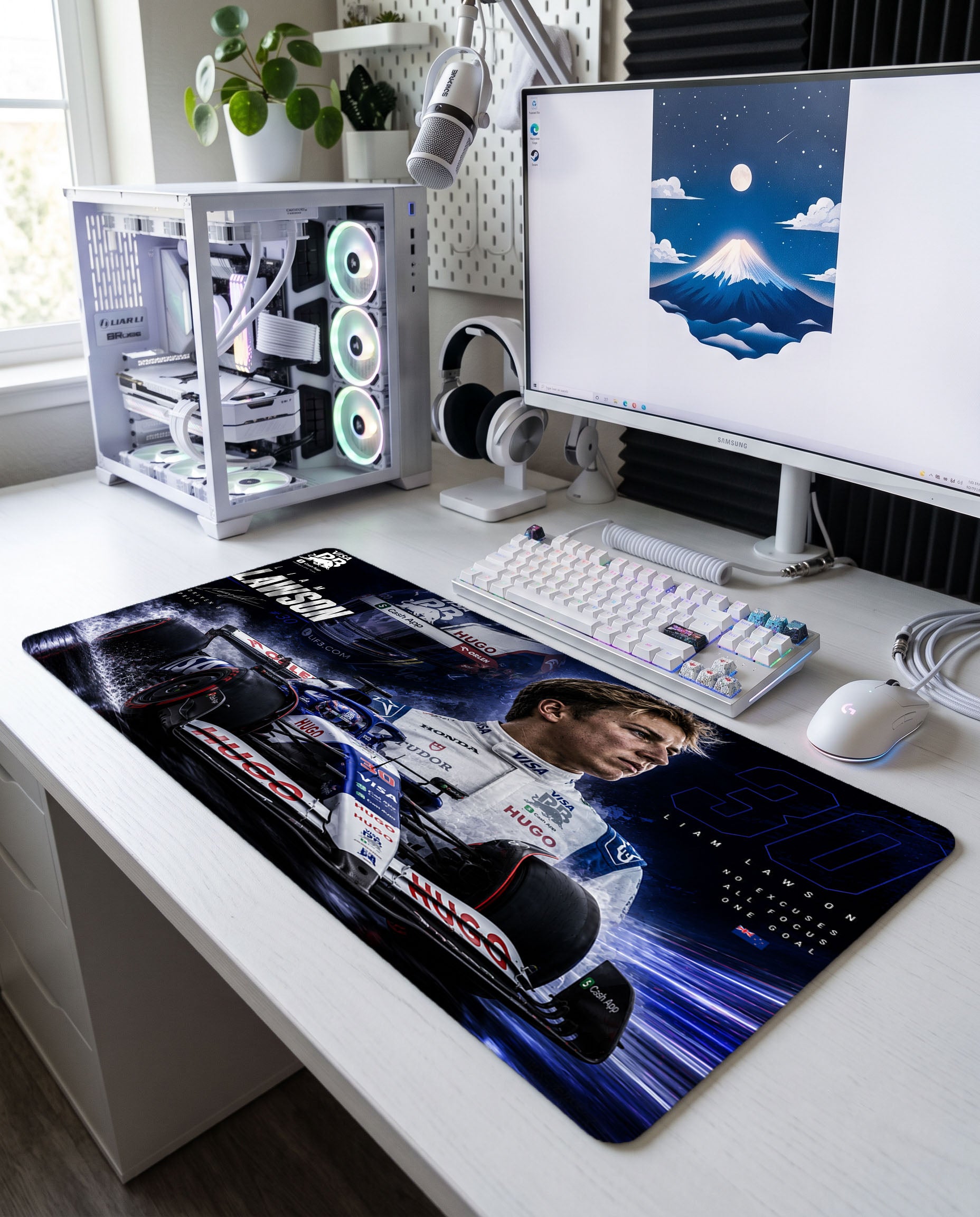 No Excuses: Liam Lawson RB F1 Mouse Pad