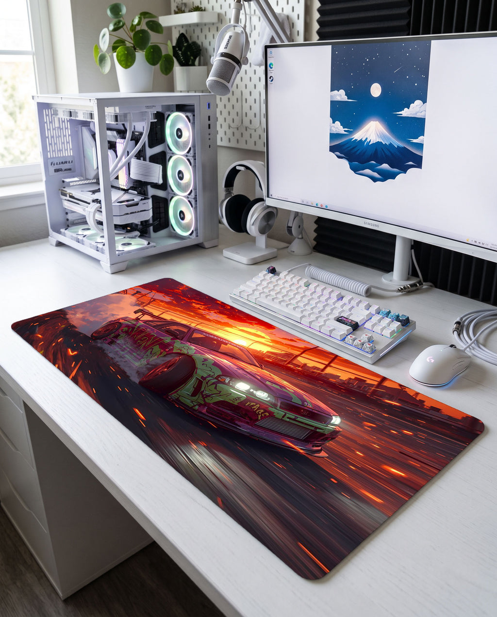 Gece Yarısı Fırtınası: Graffiti Mouse Pad