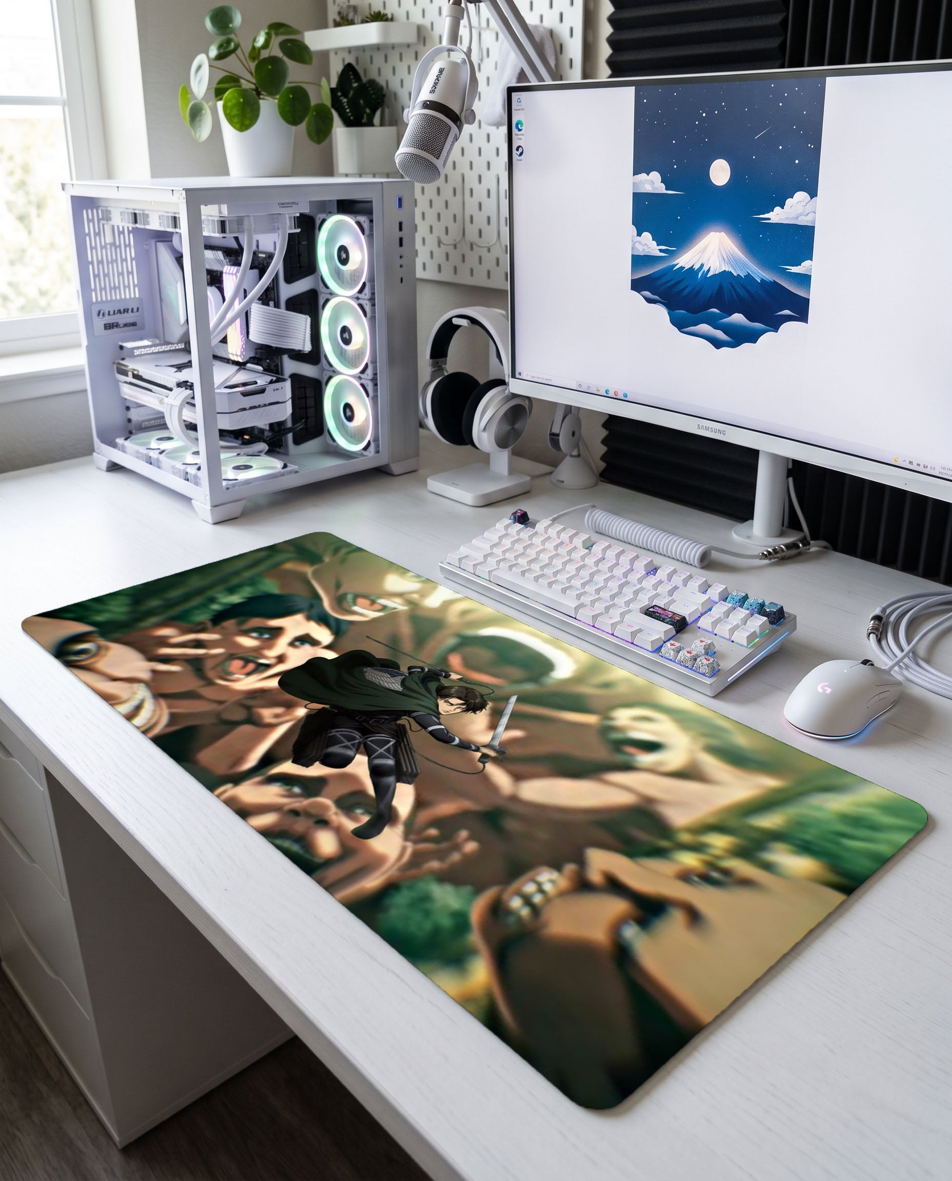 Tek Başına Ordu: Levi Ackerman Mouse Pad